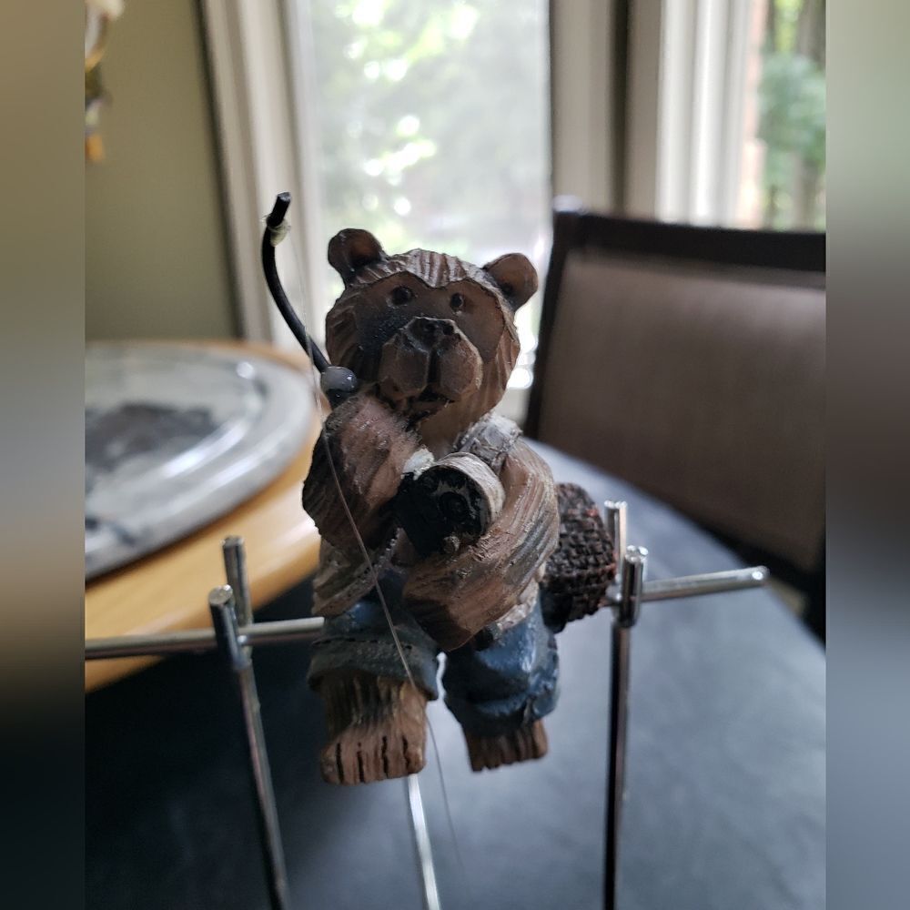 Pendulum Fishing Bear - Picture 7 of 11